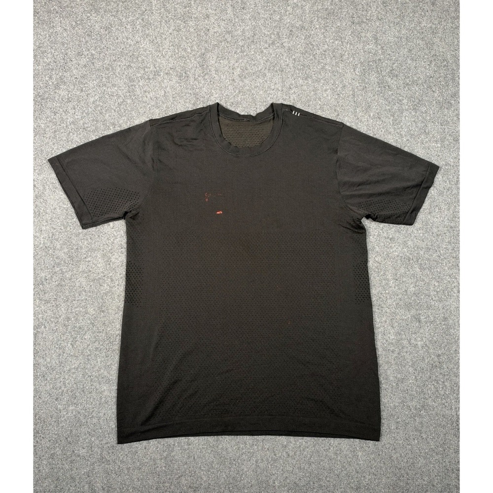Lululemon Metal Vent Tech Shirt Mens Medium Black Short Sleeve Lightweight Gym